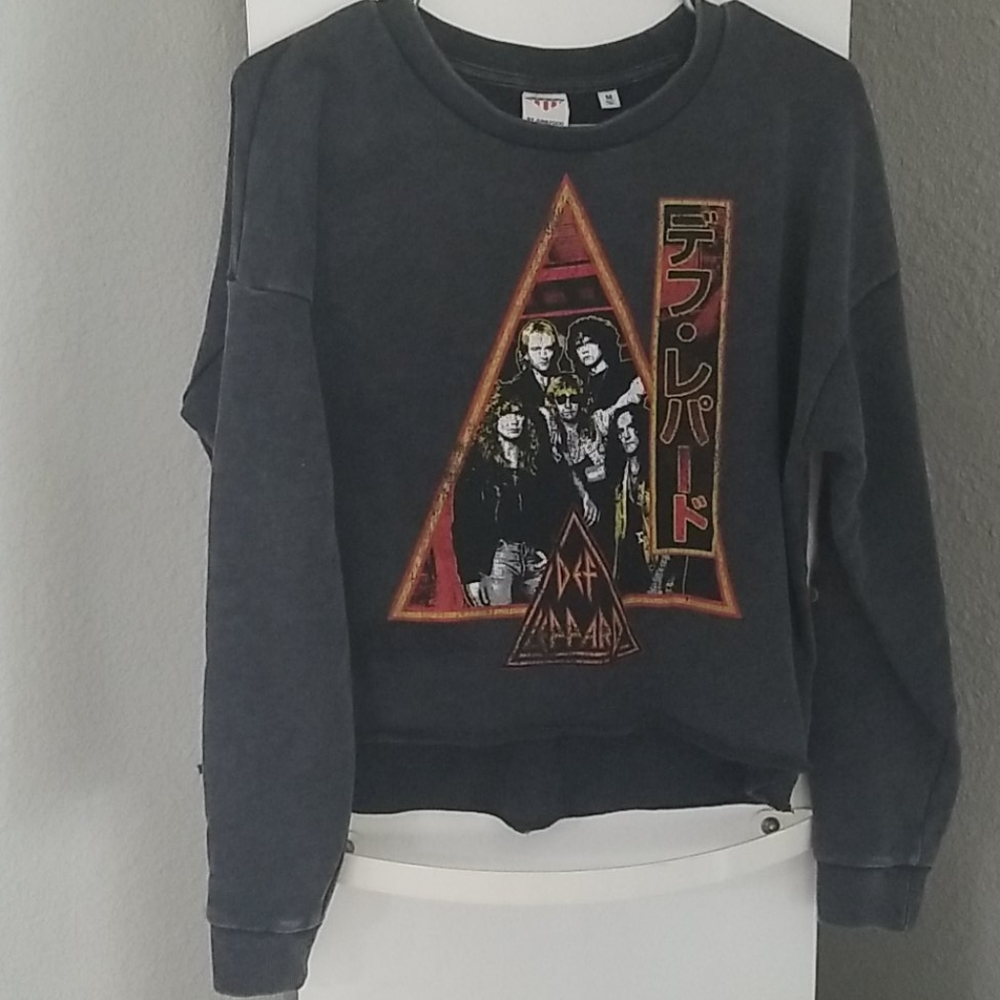 Def leppard sweatshirt